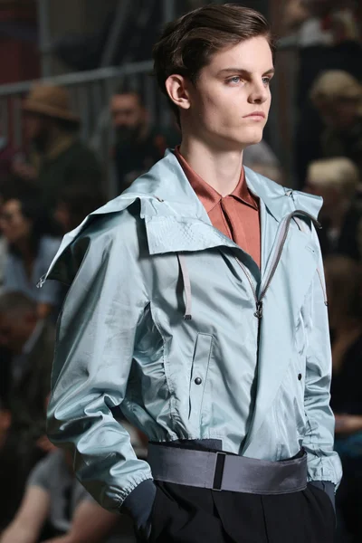 Look 52